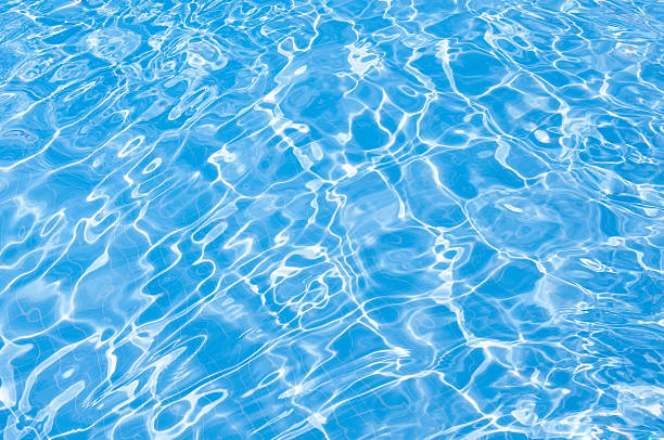 Pourquoi la fuite de votre pompe de piscine pourrait être un problème plus important que vous ne le pensez.