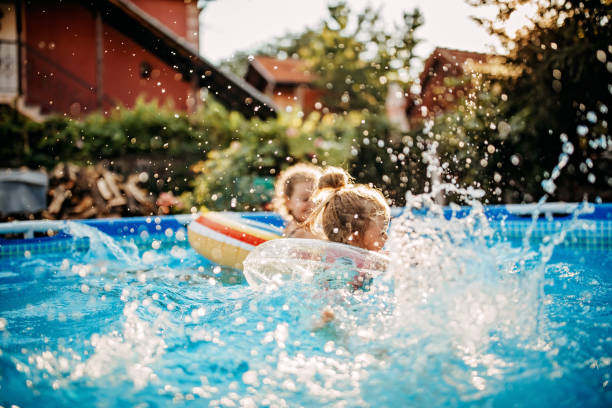 10 questions à poser à votre spécialiste de la réparation des fuites de piscine.