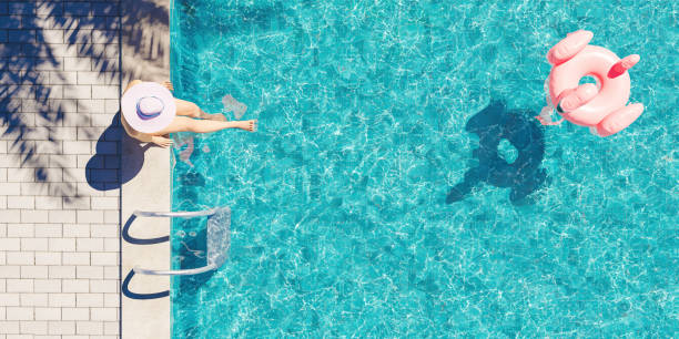 Liner de piscine déchiré ? Sachez quand réparer ou remplacer votre liner en vinyle.