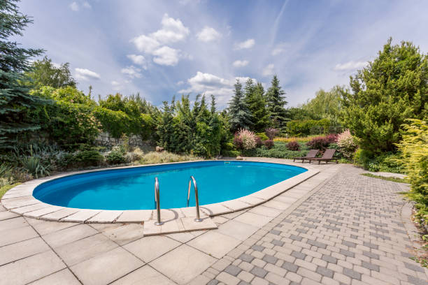 Comment choisir le bon prestataire pour une intervention sur une fuite de piscine à Lyon en fonction des services proposés